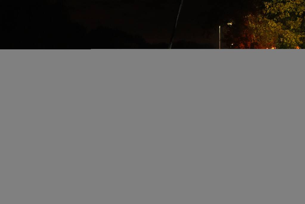 Bestelbus zanger Jason Bouman raakt te water