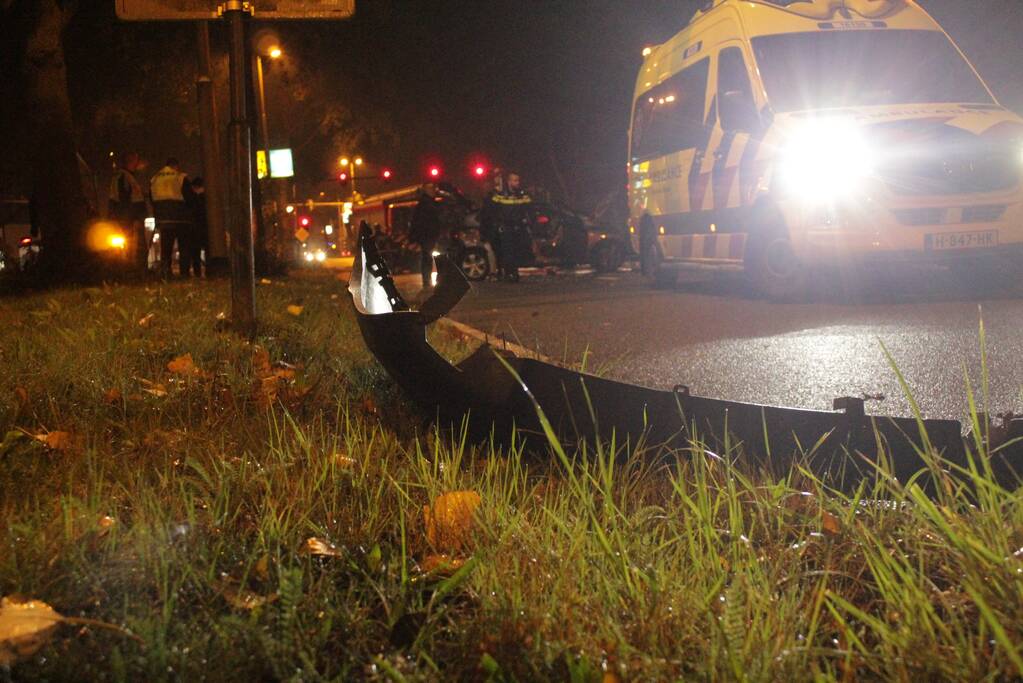 Ravage na botsing met meerdere personenauto's