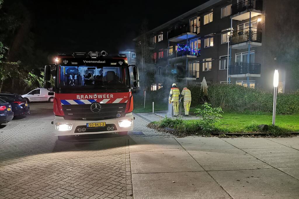 Flinke brand in ondergrondse container