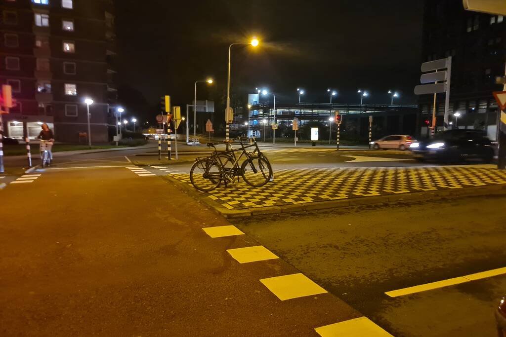 Fietser bezeerd enkel bij ongeval met auto