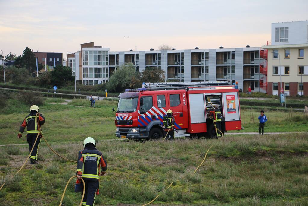 Brand in de duinen snel onder controle