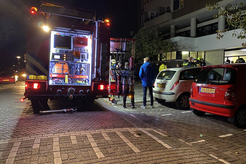 Meerdere bewoners geëvacueerd bij brand in appartementencomplex