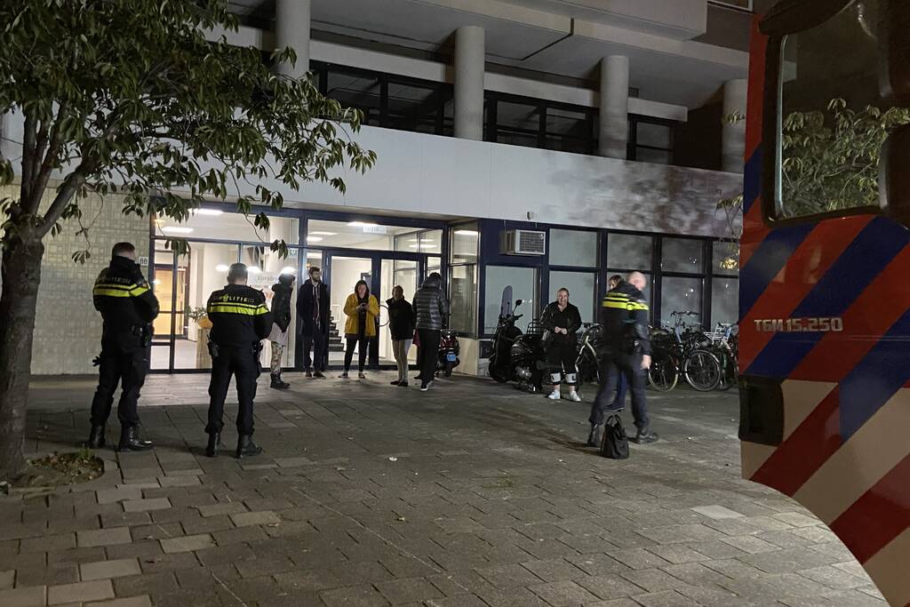Meerdere bewoners geëvacueerd bij brand in appartementencomplex