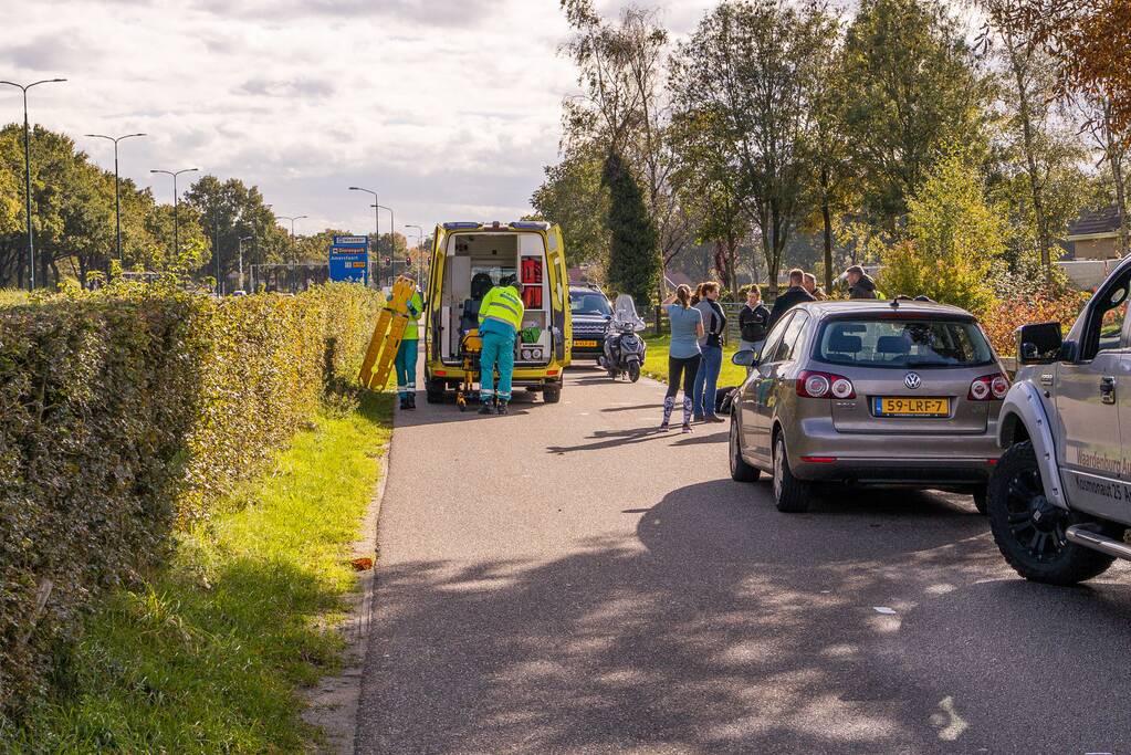Twee personen gewond na aanrijding tussen e-bike en scooter