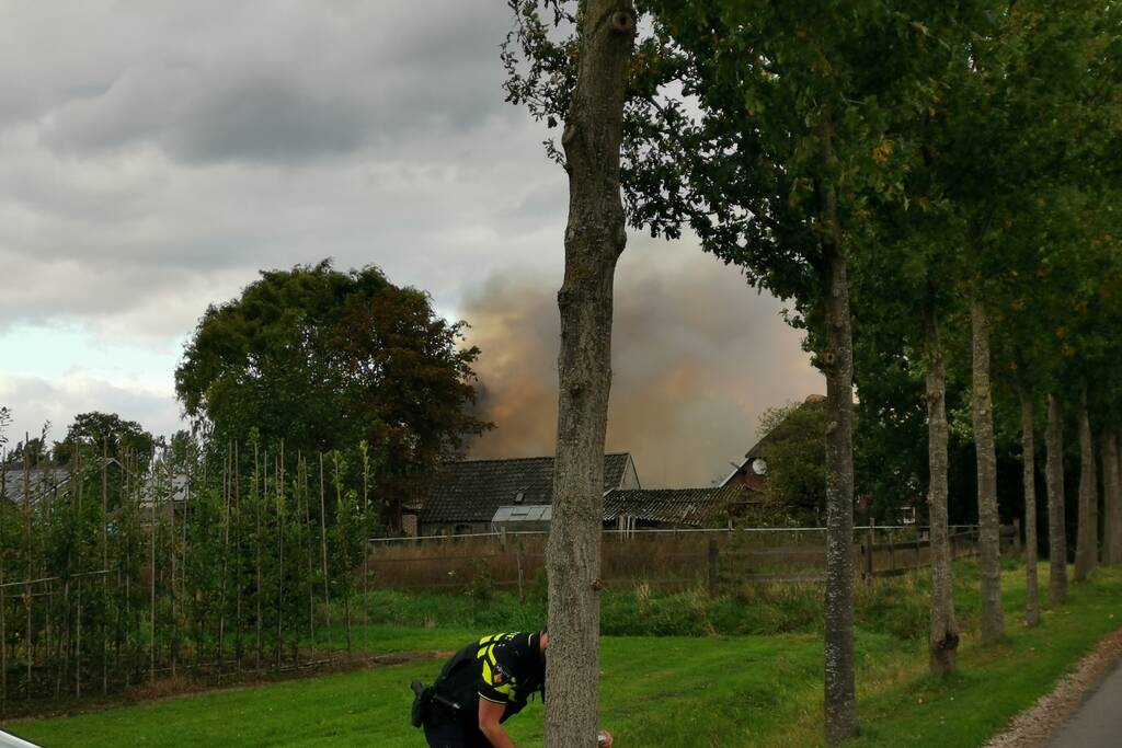 Uitslaande brand in schuur