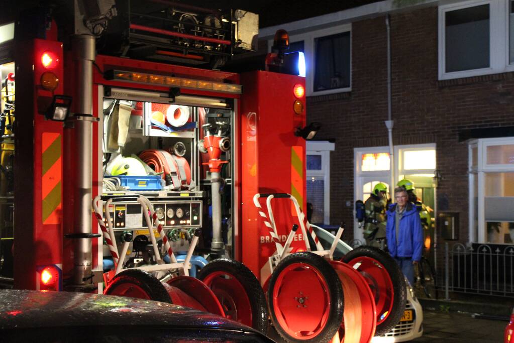 Brand in schoorsteen van woning