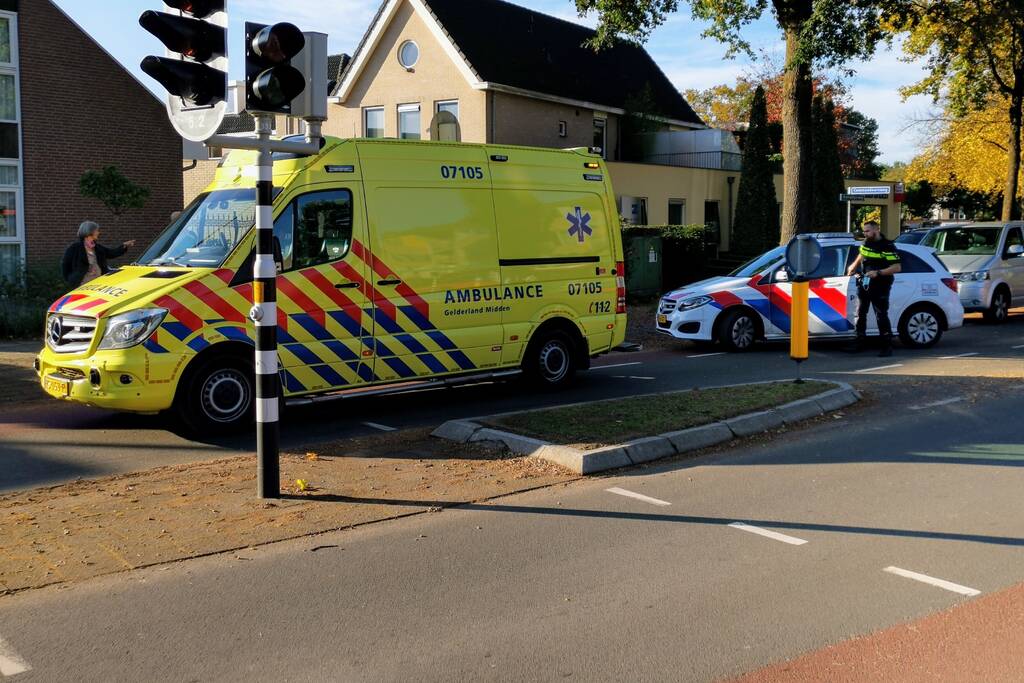 Fietser gewond door aanrijding met auto