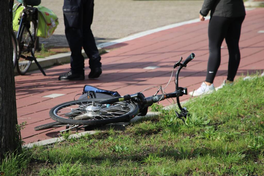 Fietser gewond bij ongeval op fietspad