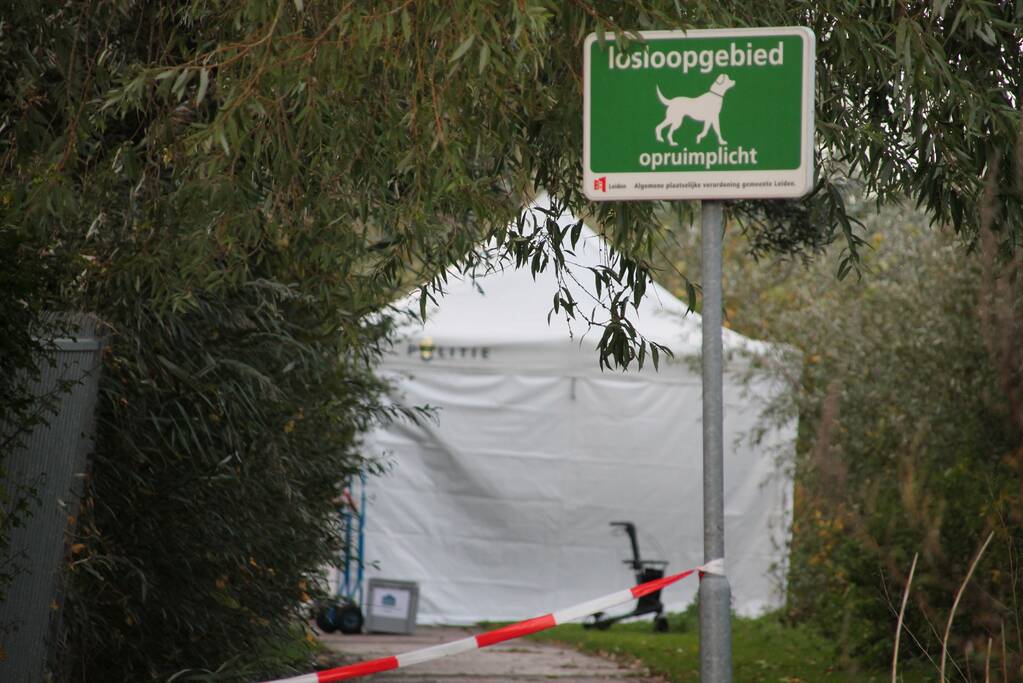 Oudere man met rollator in water terechtgekomen en overleden