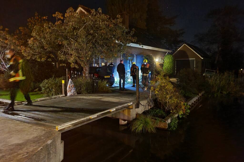 Brandweer verricht metingen voor mogelijk gaslek