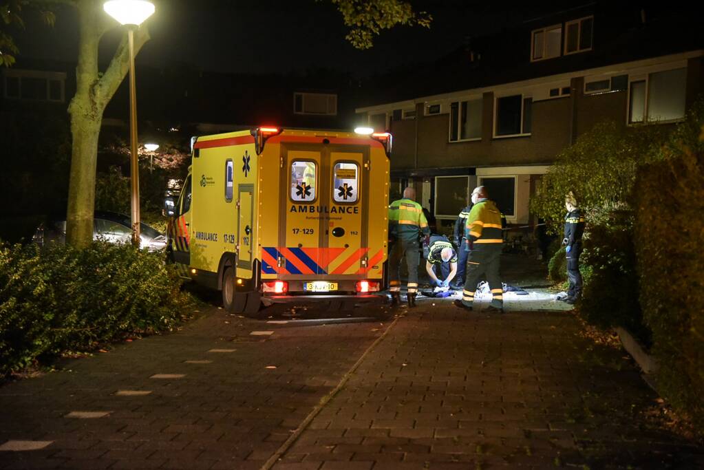 Man zwaargewond bij steekpartij