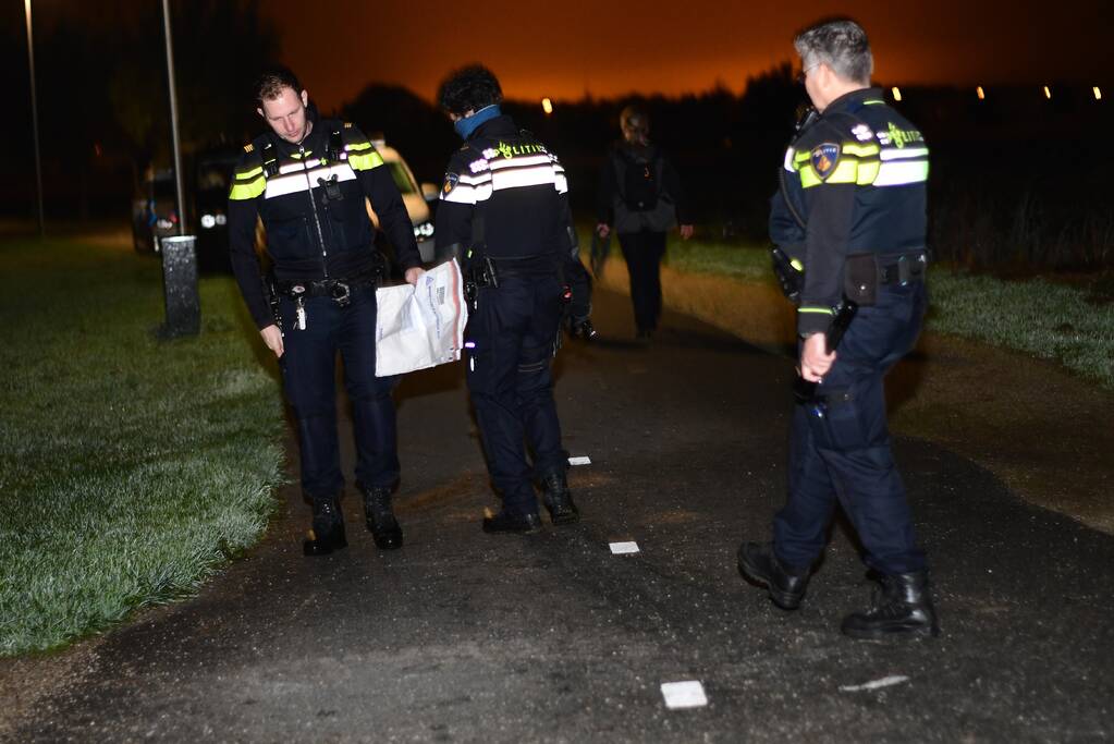 Grote zoekactie na aangetroffen kledingstukken
