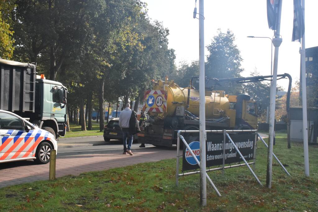 Wegwerker gewond door aanrijding