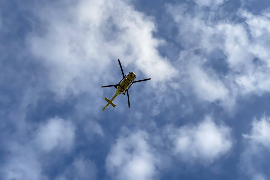 Traumahelikopter landt voor ongeval in huis