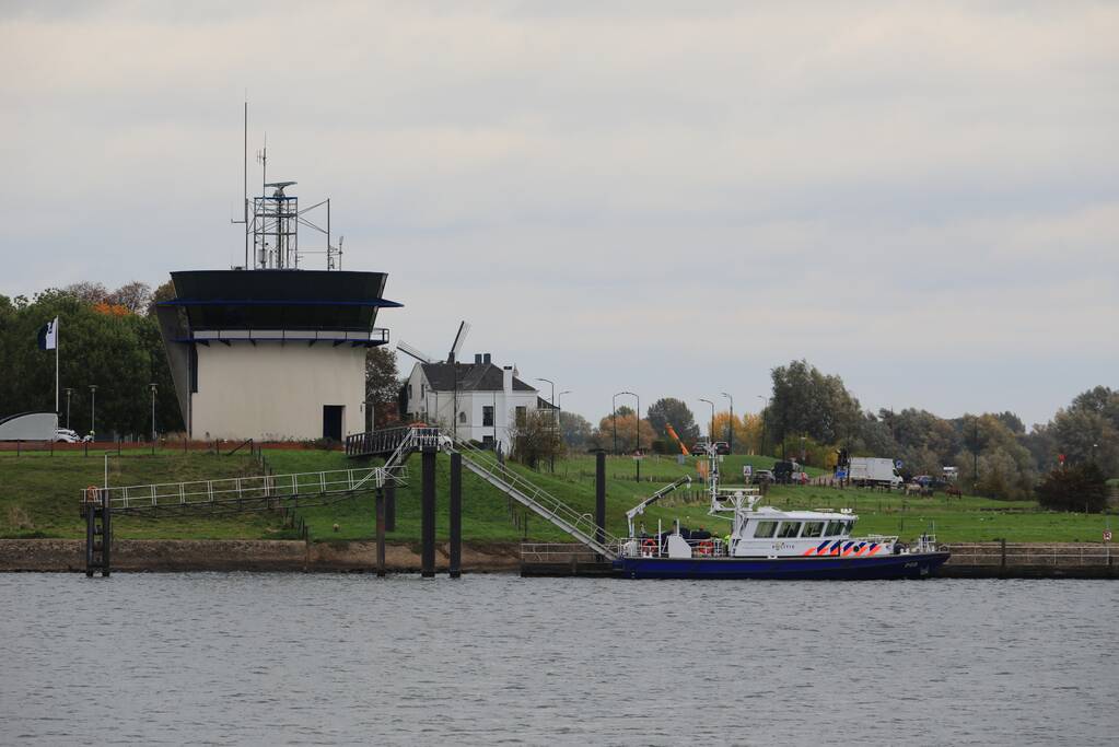 Stoffelijk overschot gevonden in Lek