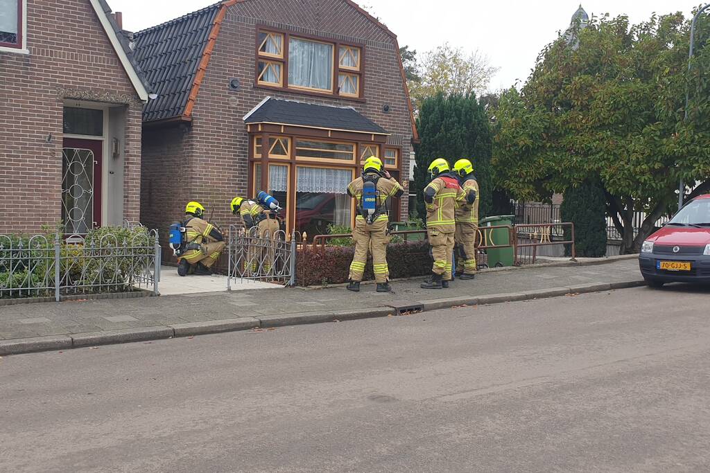 Gaslek in voortuin van woning