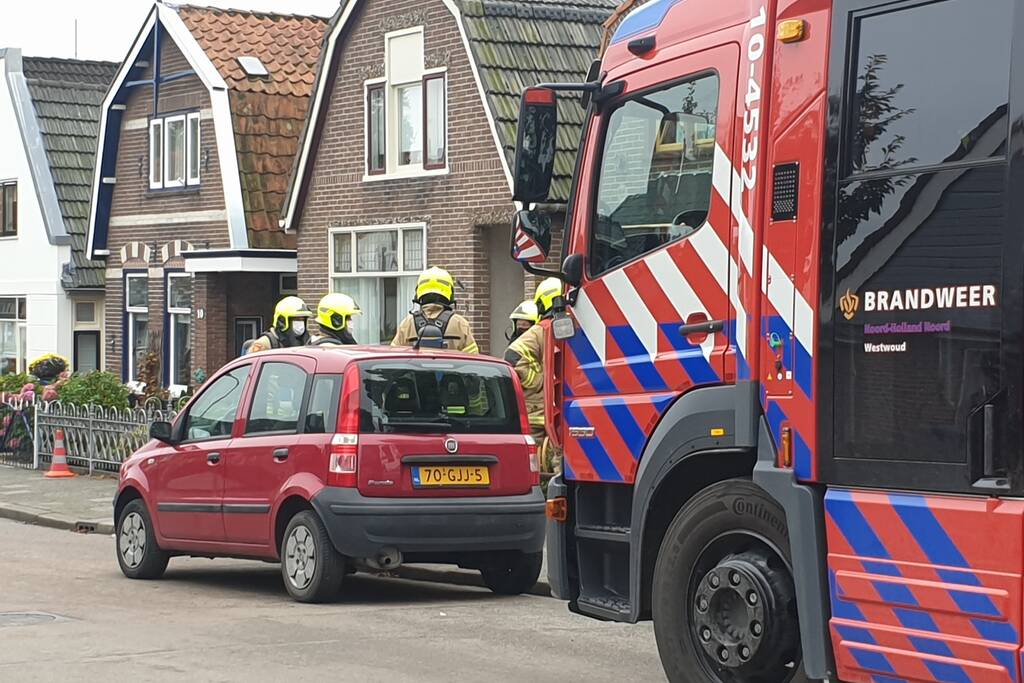 Gaslek in voortuin van woning