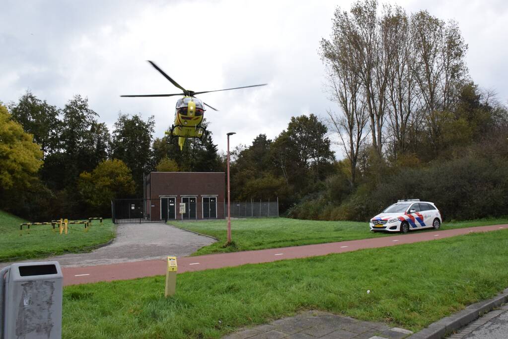 Traumahelikopter landt voor eenzijdig ongeval met motorrijder