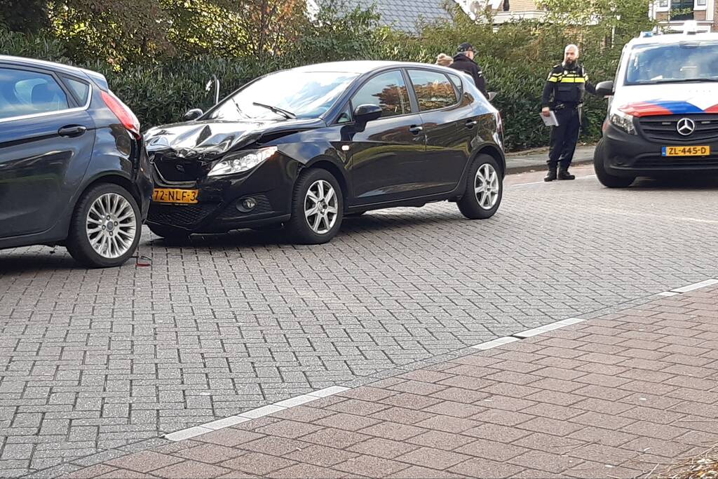 Automobilist botst op voorganger