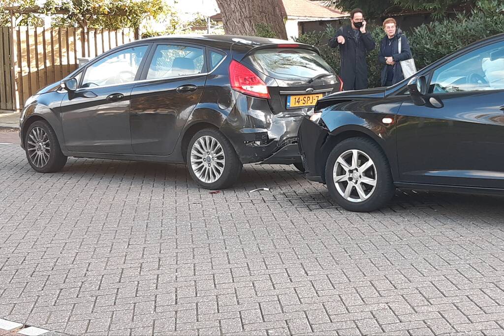 Automobilist botst op voorganger