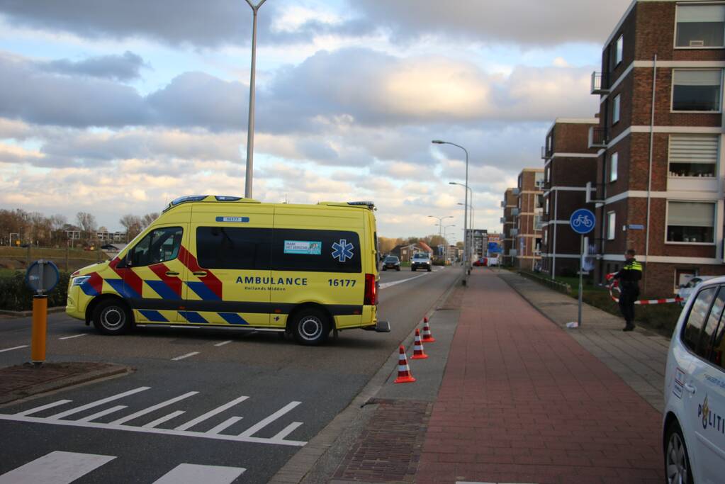 Wielrenner gewond na aanrijding met auto