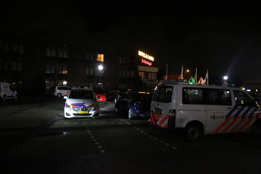 Gewonde bij steekpartij hotel De Nachtegaal