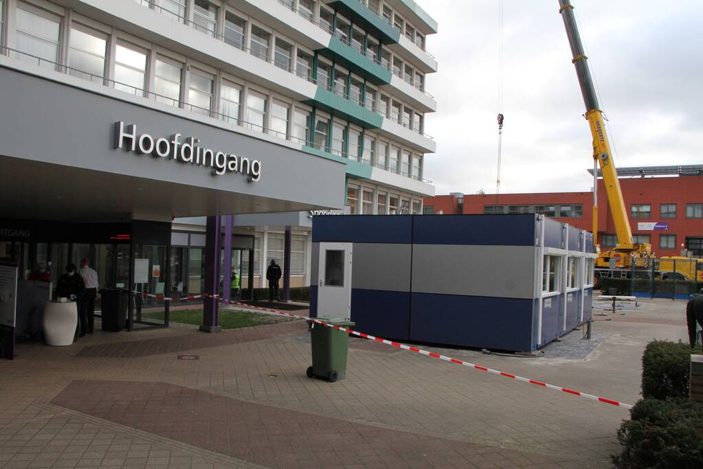 Units geplaatst bij Sint Jans Gasthuis voor toestroom coronapatiënten