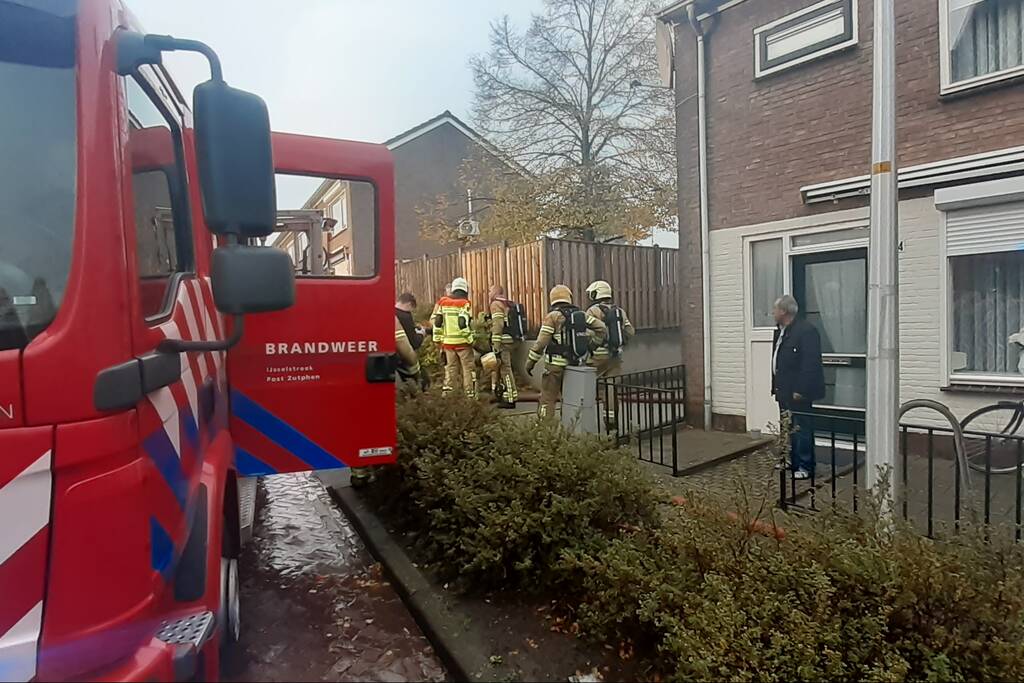 Camperbrand slaat over naar meerdere schuren