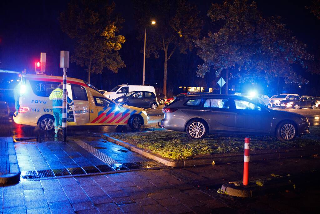Twee gewonden bij aanrijding tussen motor en fiets
