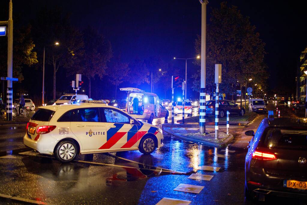 Twee gewonden bij aanrijding tussen motor en fiets