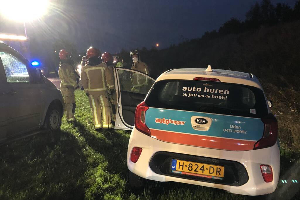 Ongeval tussen bestelbus en personenauto