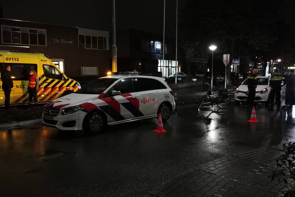 Fietser gewond na aanrijding met auto