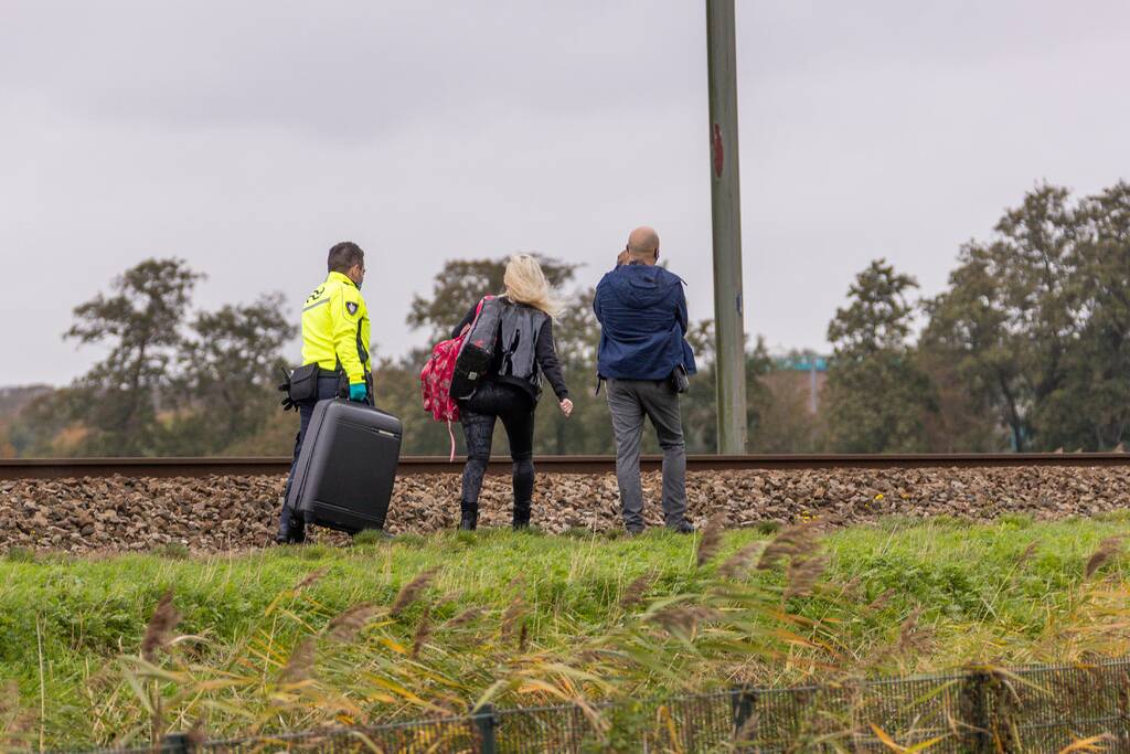 Geen treinverkeer door aanrijding met fietser
