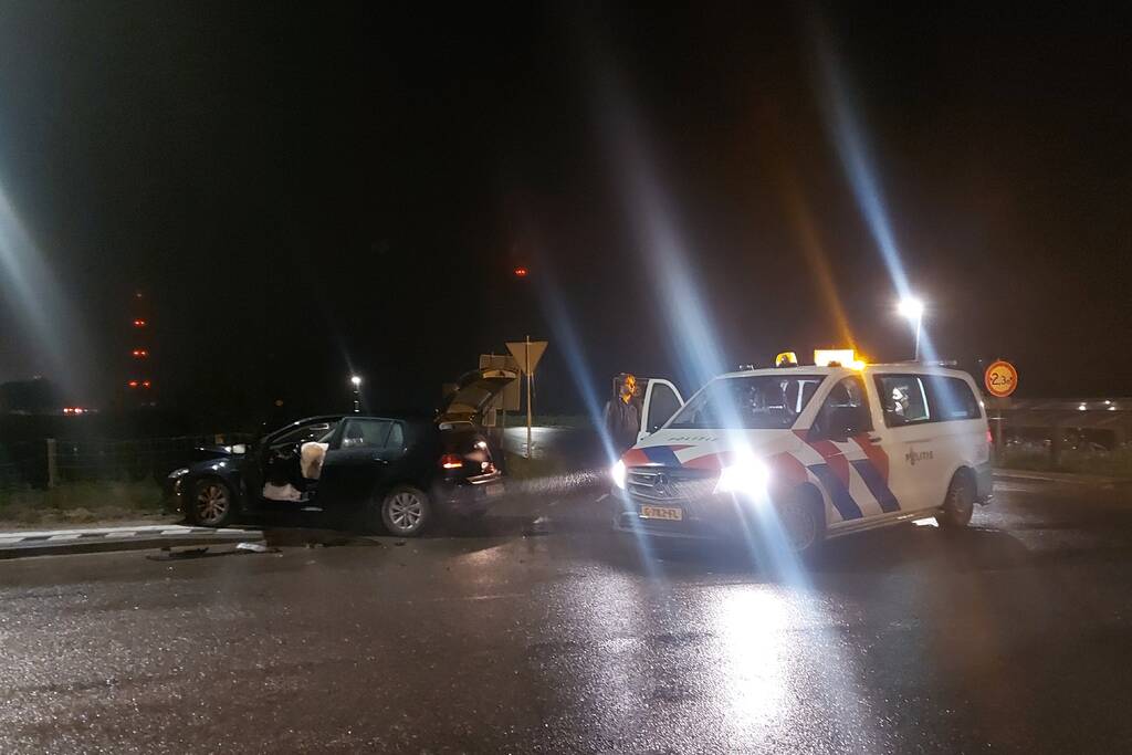 Twee voertuigen betrokken bij botsing