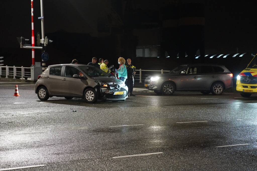 Schade aan politieauto na aanrijding