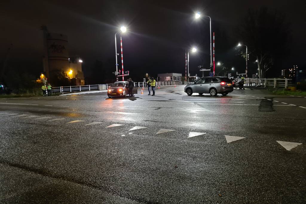 Schade aan politieauto na aanrijding