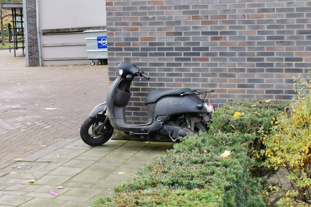 Winkeldief heeft pech met scooter
