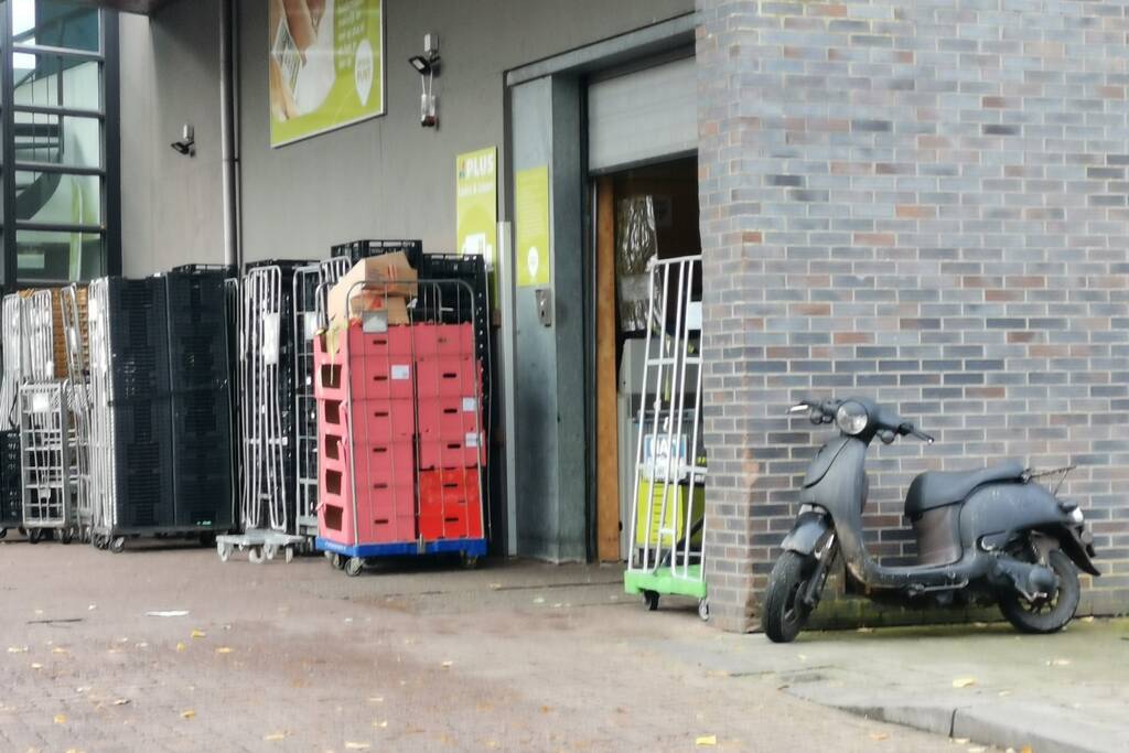 Winkeldief heeft pech met scooter