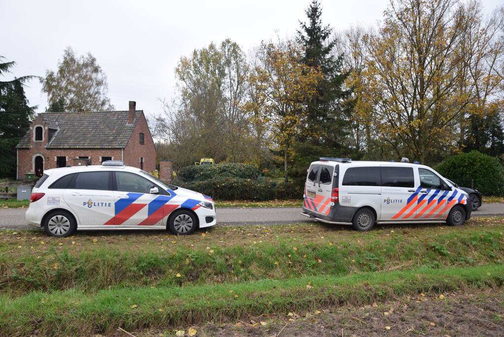 Man verwondt zichzelf met luchtbuks