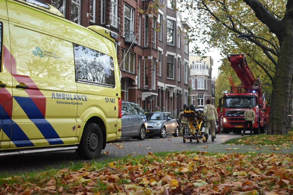 Bekende Nederlander Fred van Leer gewond uit woning gehaald