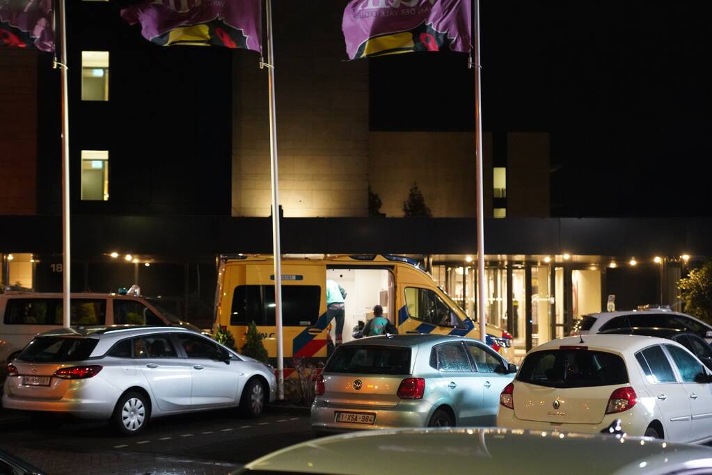 Persoon gewond bij incident in Van Der Valk hotel