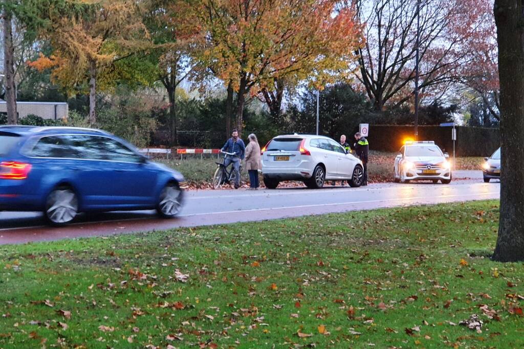 Meisje gewond na aanrijding met auto