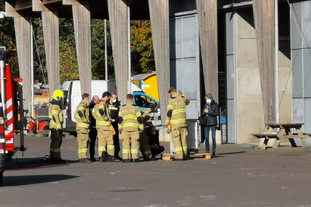 Brandweer knipt aangetroffen kluis open
