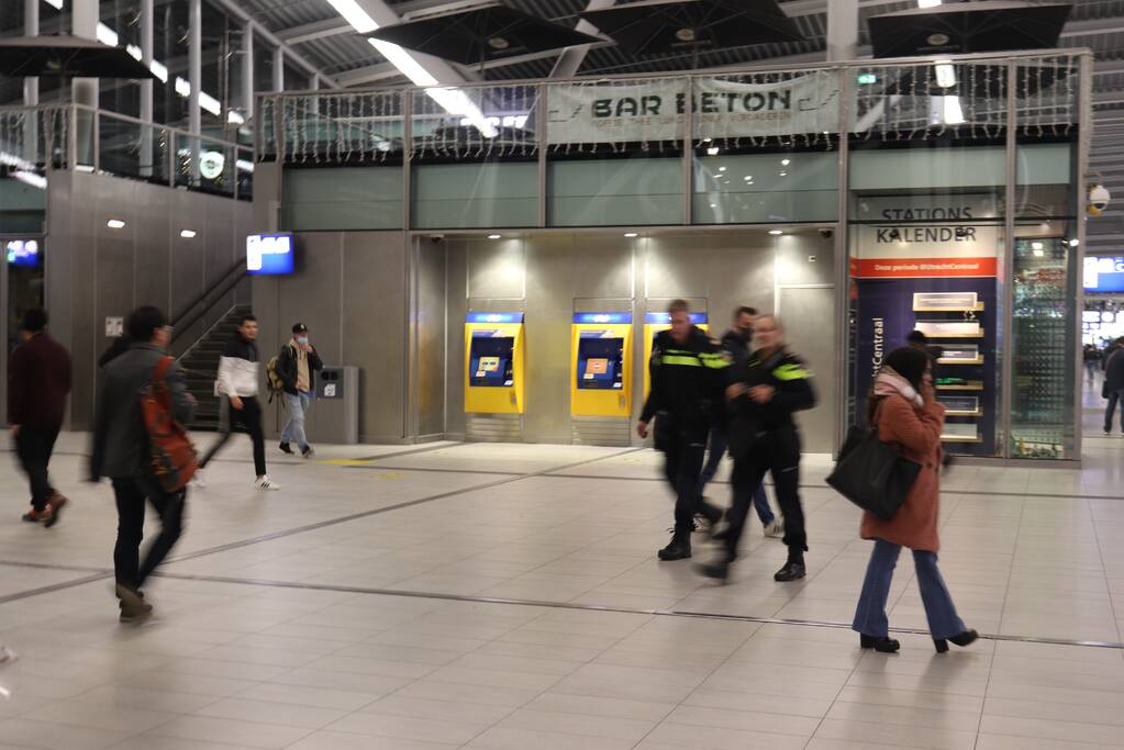 Centraal Station Utrecht ontruimd na bommelding