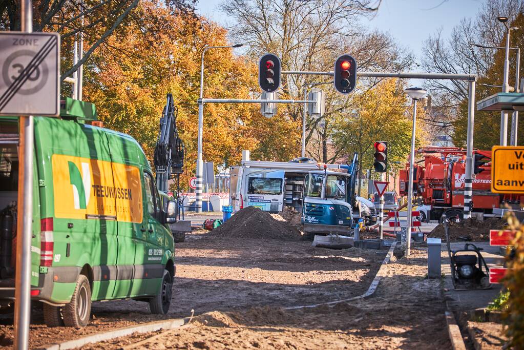 Waterleiding geraakt bij graafwerkzaamheden in Kruiskamp
