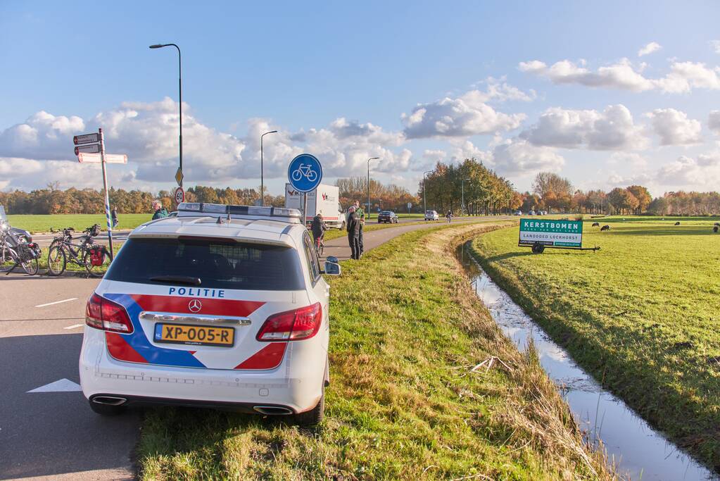 Scooterrijder gewond bij aanrijding met bestelbus