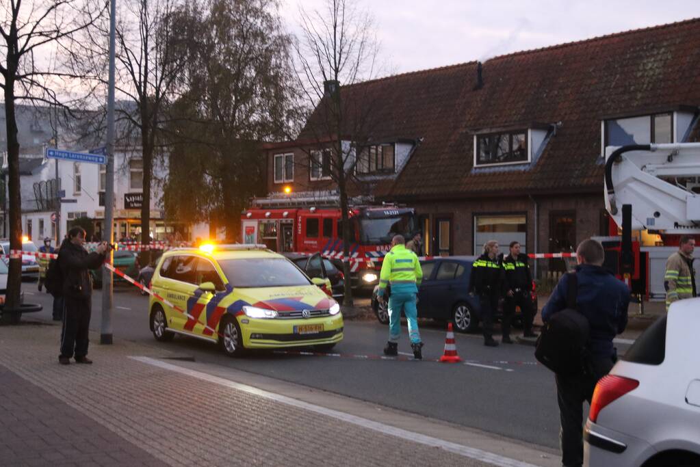 Traumahelikopter ingezet bij woningbrand