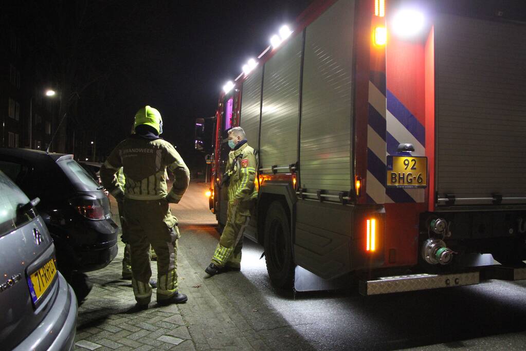Zoekactie na brandlucht in wijk