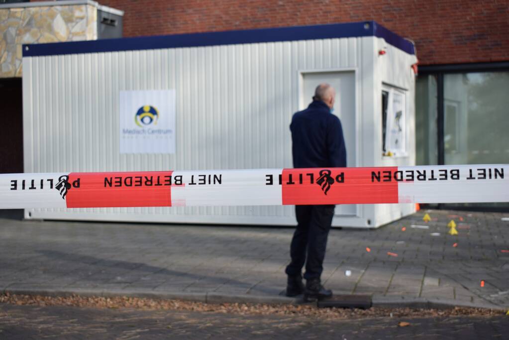 Corona-sneltestlocatie verwoest met zwaar vuurwerk