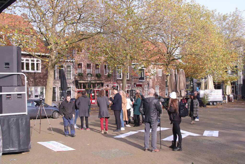 Demonstratie voor de vrijheid bij Onze Lieve Vrouwetoren